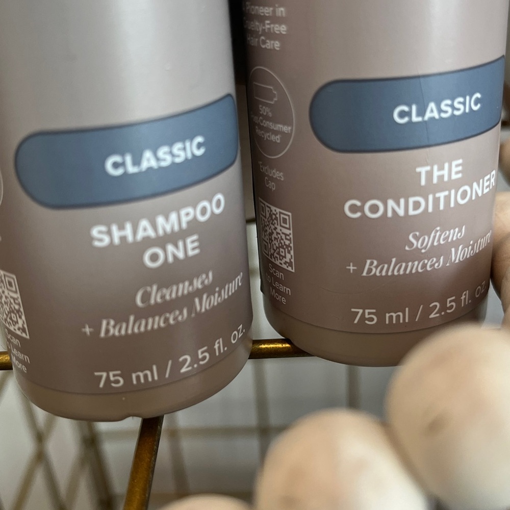 Paul Mitchell Classic Shampoo & Conditioner - Taupe and White - Picture 2 of 3